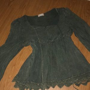 Boho chic flowy top from Altar’d State